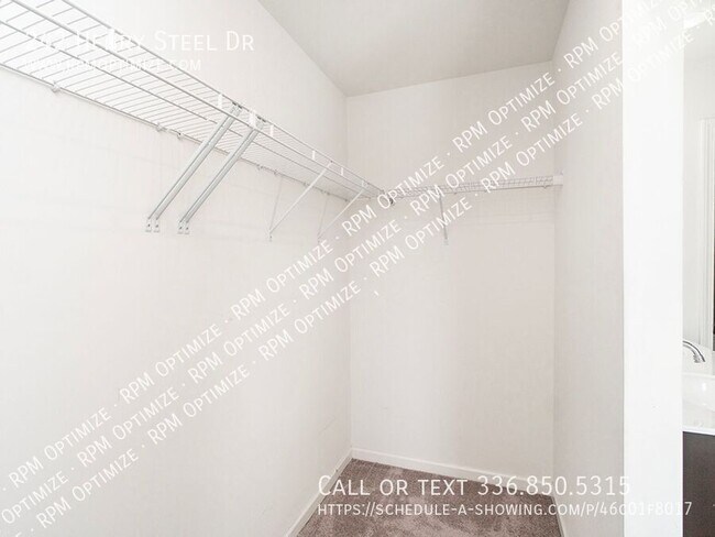 Building Photo - 242 Henry Steel Dr