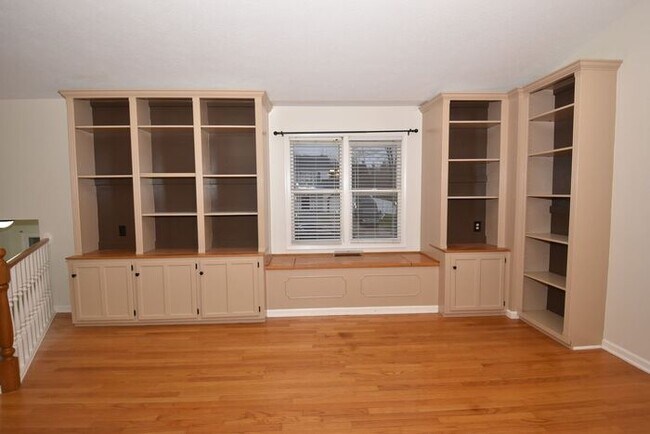 Building Photo - Cross Creek 4 bedroom home