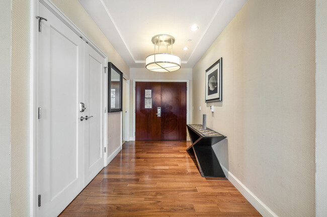 Building Photo - 3800 N Ocean Dr