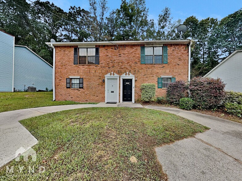Primary Photo - 4395 Coopers Creek Dr SE