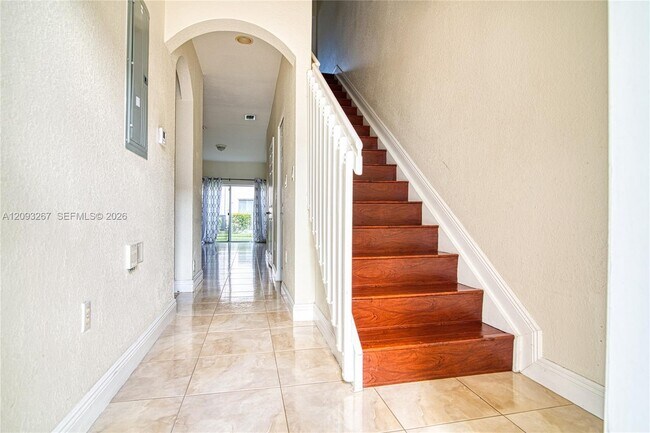 Building Photo - 4928 SW 140th Terrace