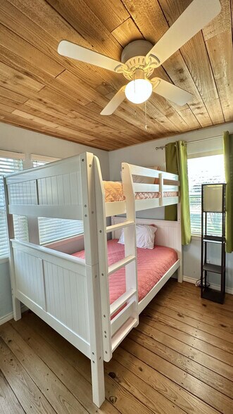 Building Photo - 123 Nicole Ln