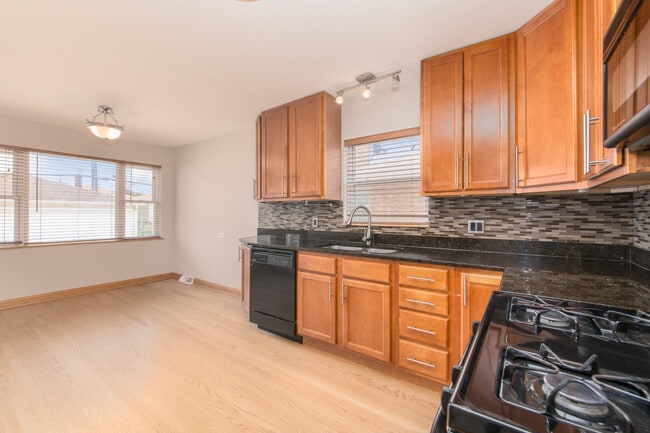 Building Photo - 4429 Opal Ave