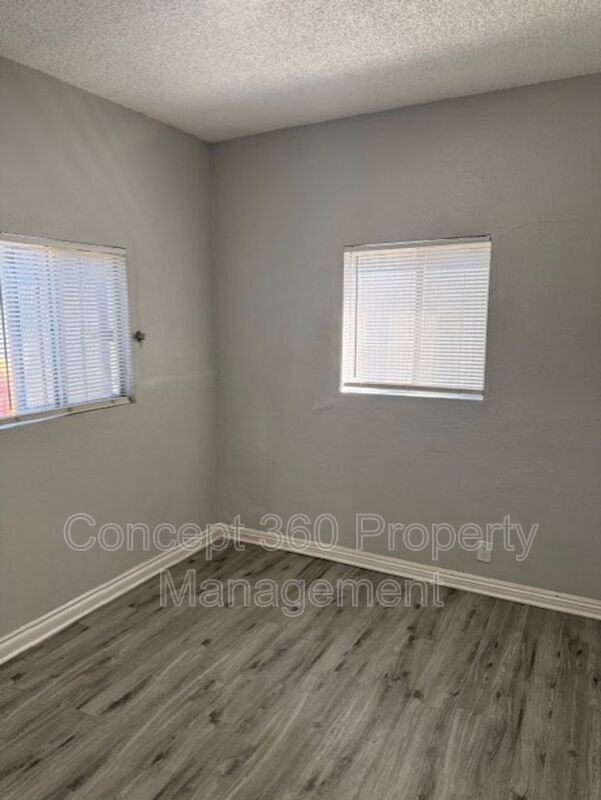 Building Photo - 2028 Chestnut Ave