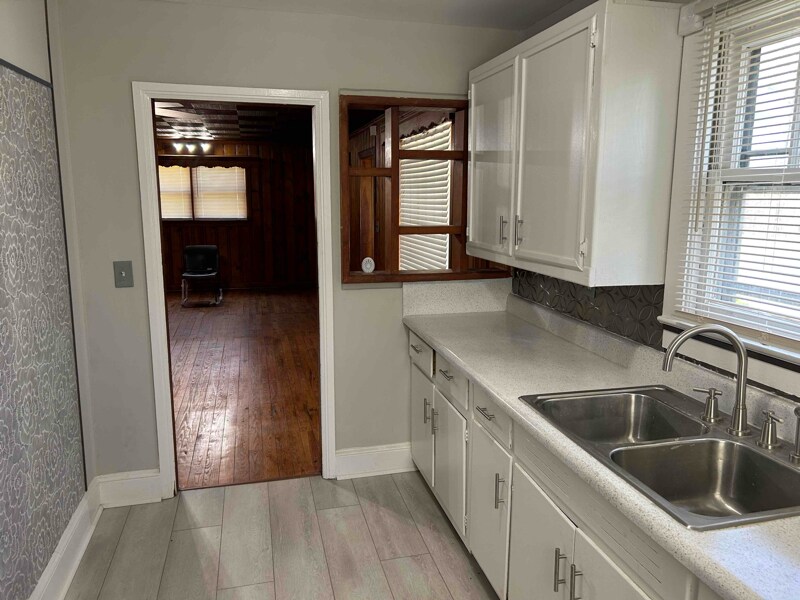 Building Photo - 2645 Fairburn Rd SW