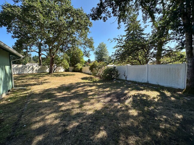 Building Photo - 813 Haskell Ct