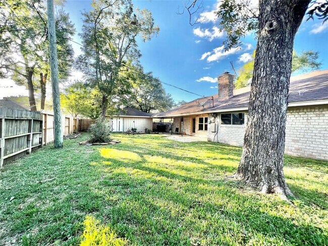 Building Photo - 13935 St Marys Ln
