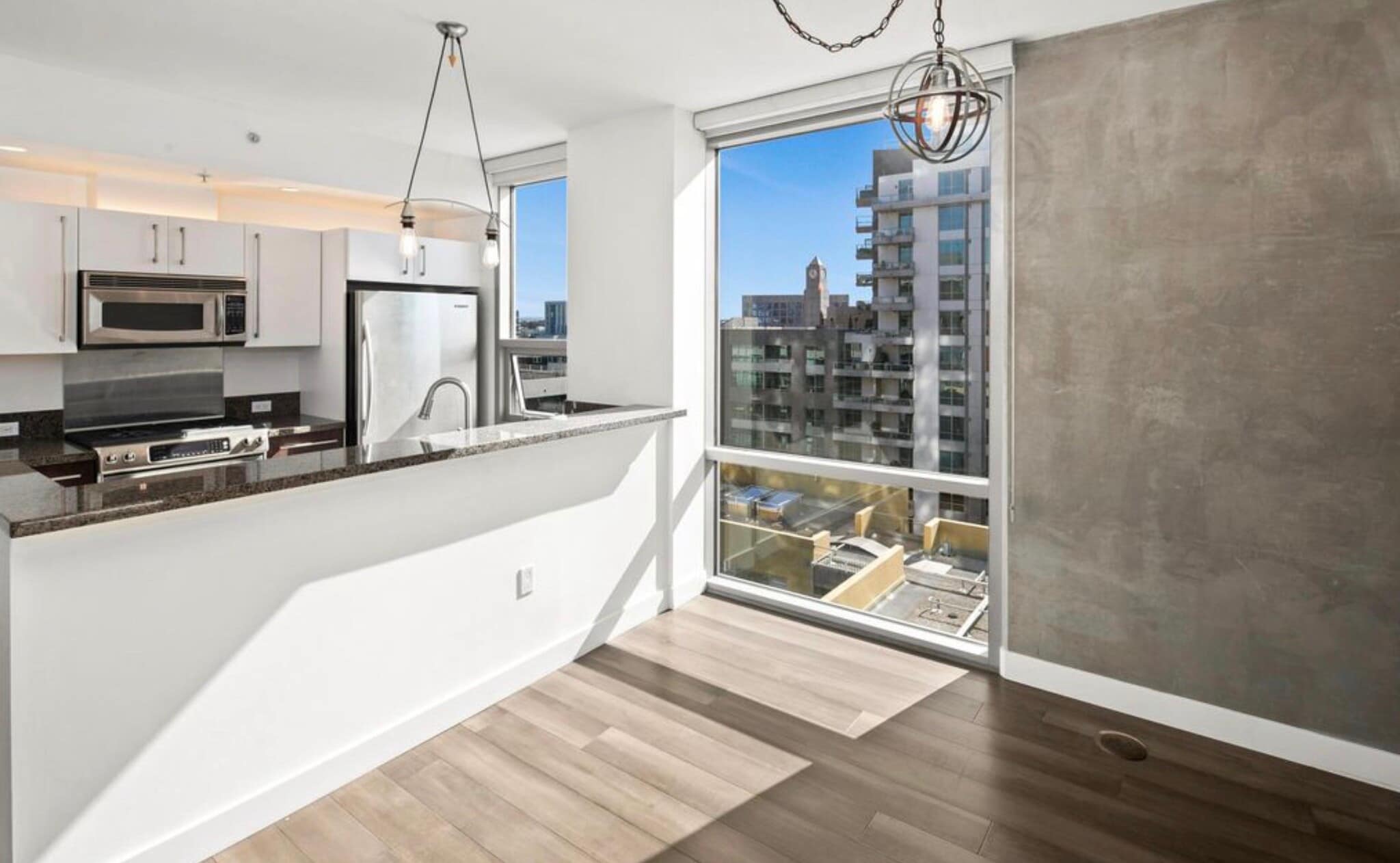 Kitchen - 321 10th Ave