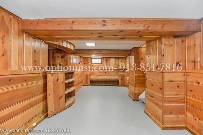 Building Photo - Rockhill Gardens Beauty-