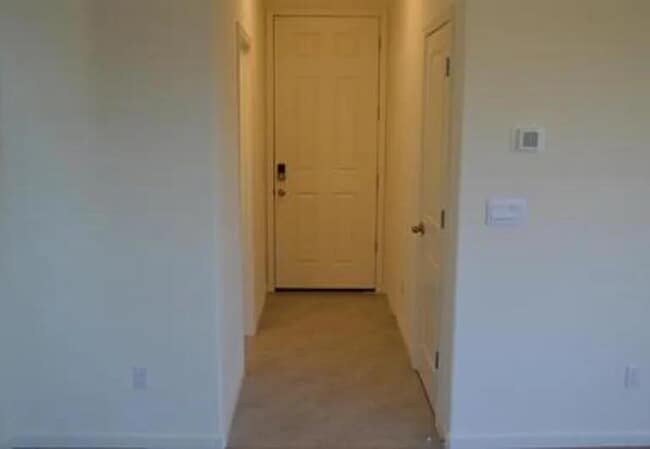 Building Photo - beautiful home