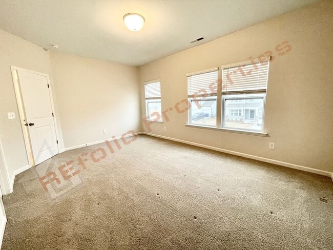 Building Photo - Gorgeous 4 Bedroom, 2.5 Bath House with Office + Loft in Arlington Meadows, Fuquay Varina, April 7!