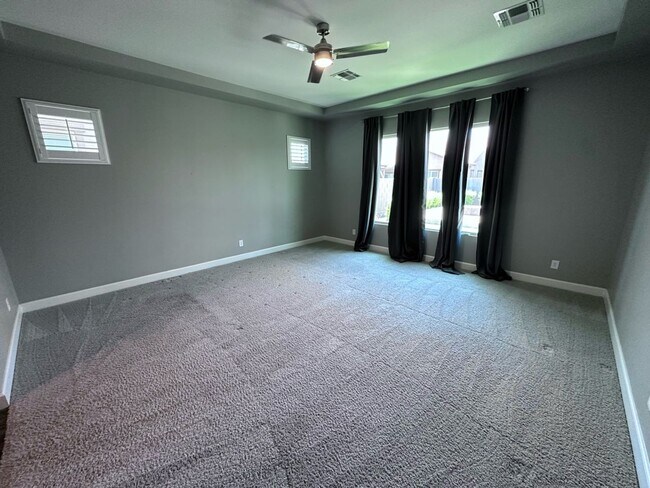 Building Photo - 7507 E Pampa Ave