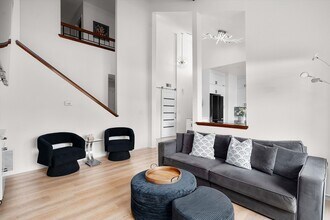 Building Photo - Furnished - Catch the Wave of Modern Comfort at Our Reef Oasis