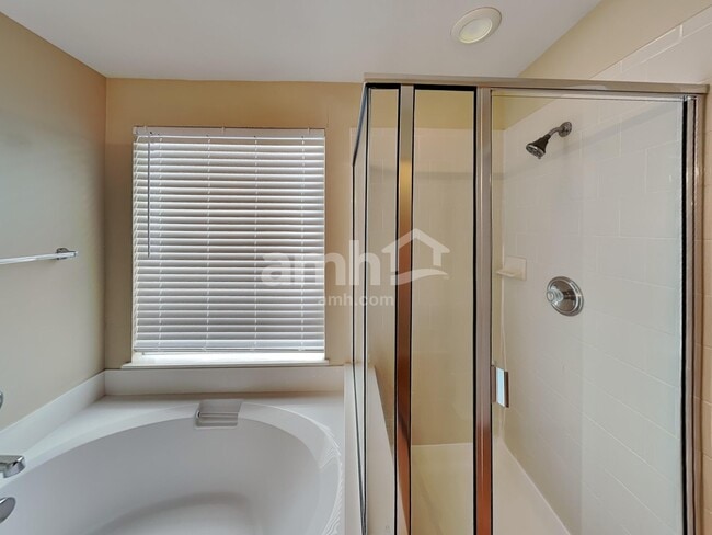 Building Photo - 5104 Storm King