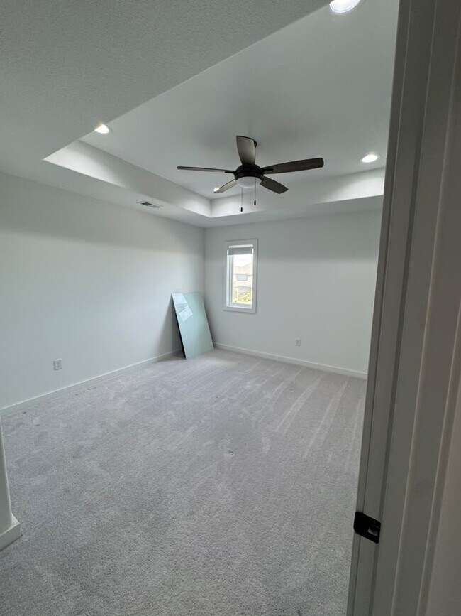 Building Photo - 10301 W 173rd St