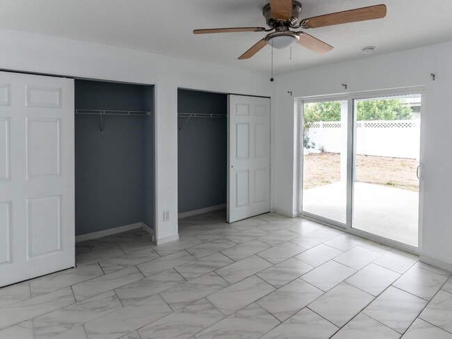 Building Photo - 133 W Park Ave