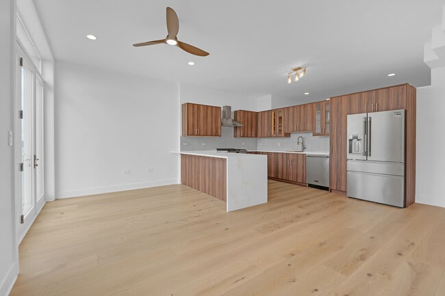 Building Photo - 3630 N Harlem Ave