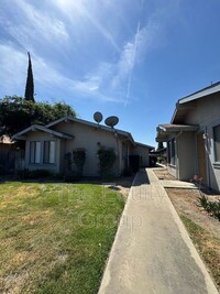 Building Photo - 2941 W Caldwell Ave