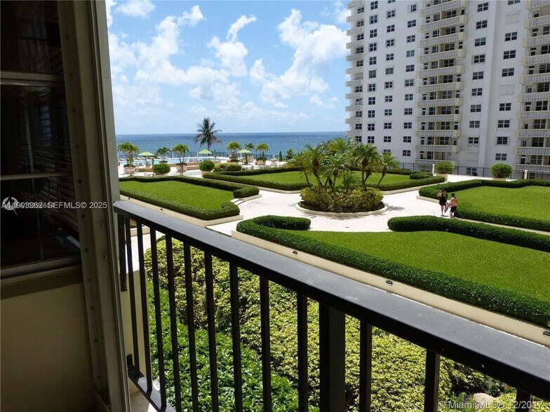 Building Photo - 4280 Galt Ocean Dr
