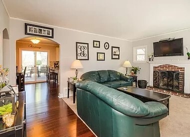Living Room - 2508 Westover Blvd