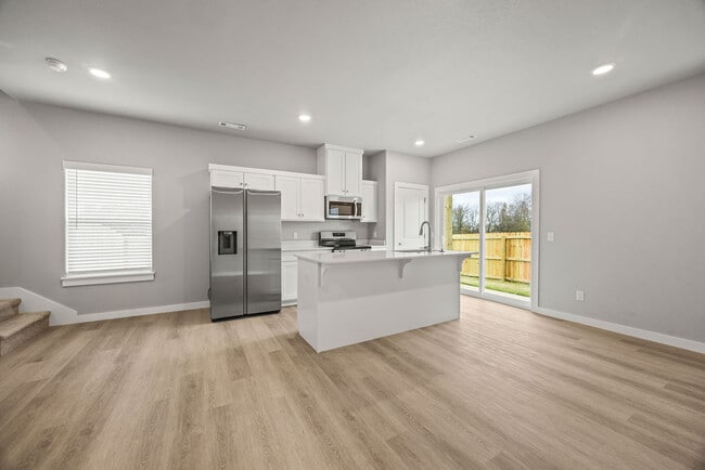 Building Photo - 1902 SW Poigai Ct