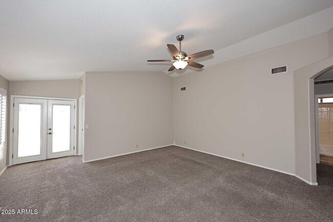Building Photo - 4331 E Siesta Ln