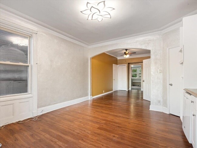 Building Photo - 811 Palisade Ave