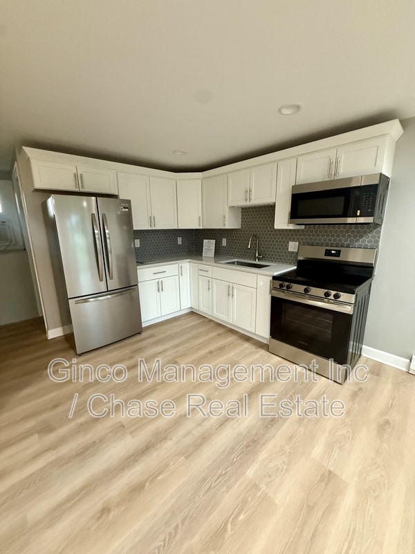 Building Photo - 29837 IL-50