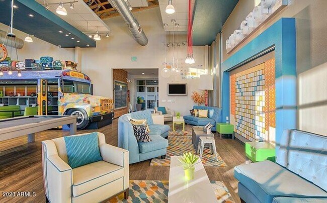 Building Photo - 9863 E Tungsten Dr