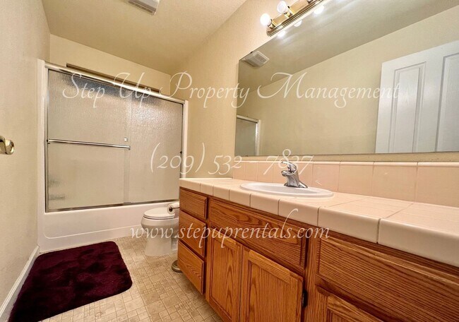 Building Photo - Spacious 4 Bed 2 Bath Home in Lovely Twain Harte Community!