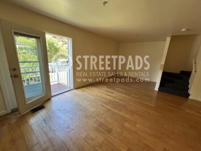 Building Photo - 4 bedroom in Boston MA 02134