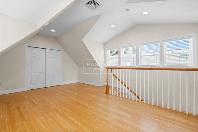 Building Photo - 139 Nottinghill Rd