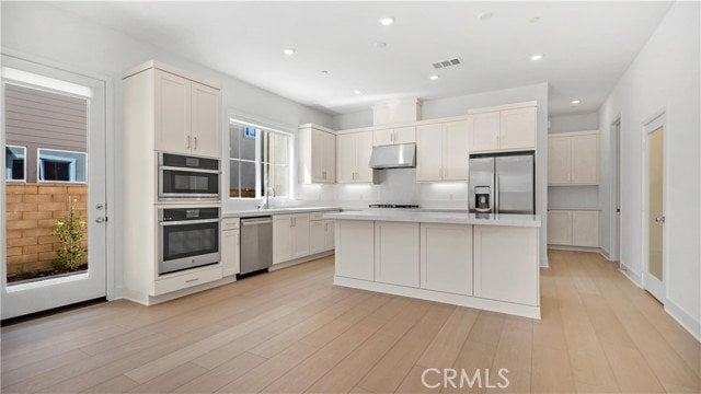 Building Photo - 110 Scoville