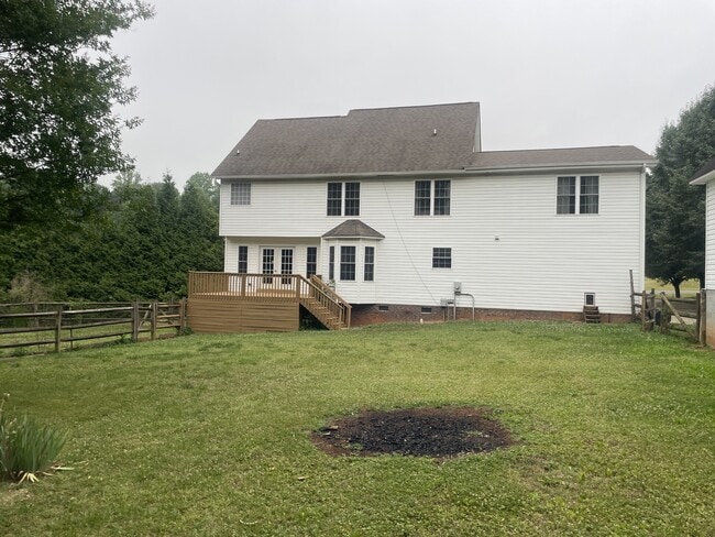 Building Photo - 1185 Eller Wood Dr