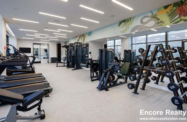 Building Photo - 771 Beacon St St