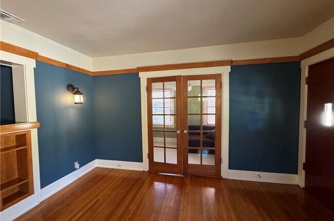 Building Photo - 1270 Mar Vista Ave