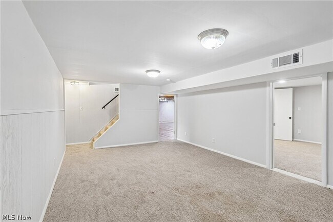 Building Photo - 5985 Liberty Rd