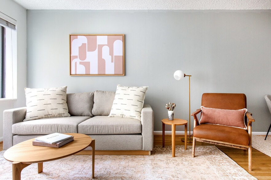 Building Photo - 16 West St