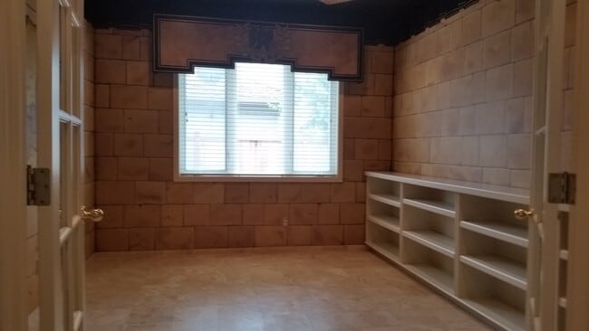 Building Photo - Exceptional 3 Bed, 2.5 bath in Sammamish w...