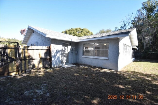 Building Photo - 1134 SE 2nd St