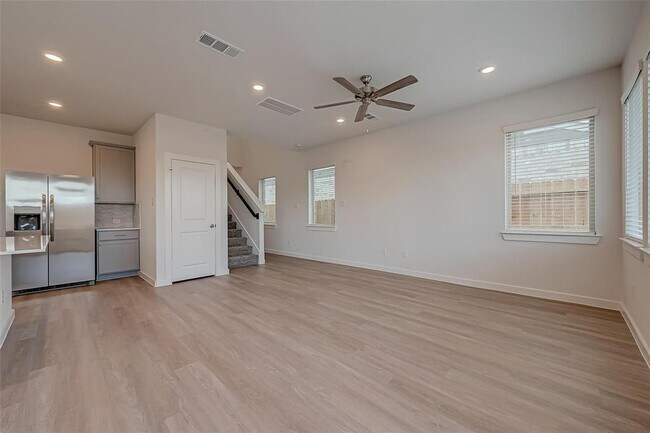 Building Photo - 17110 Pentland Hls Wy