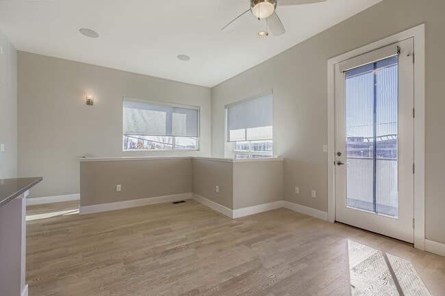 Building Photo - 2851 W 21st Ave