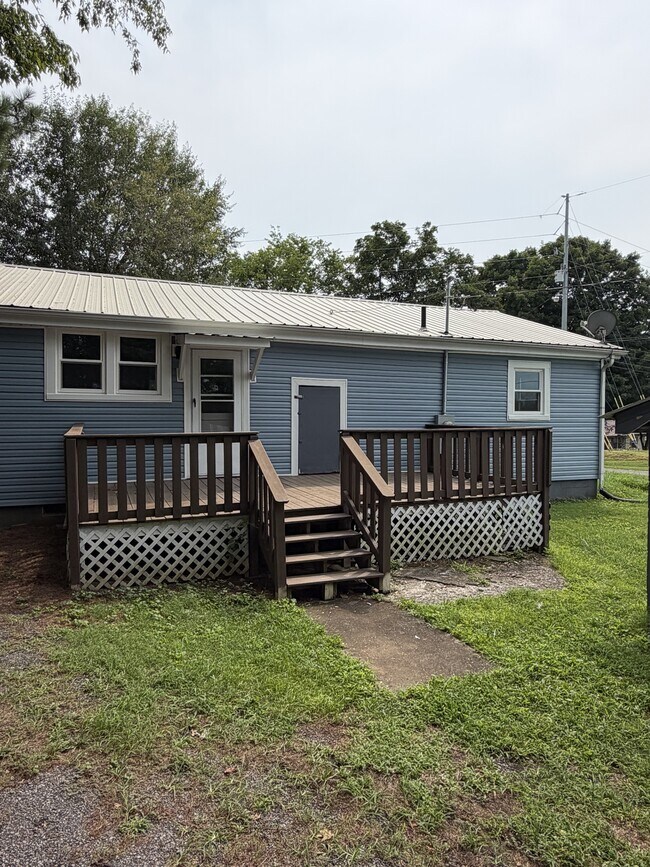 Building Photo - 7204 TN-76