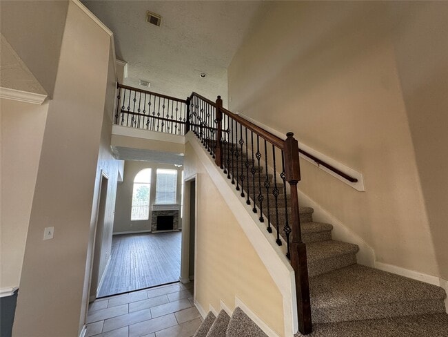 Building Photo - 20810 Deauville Dr