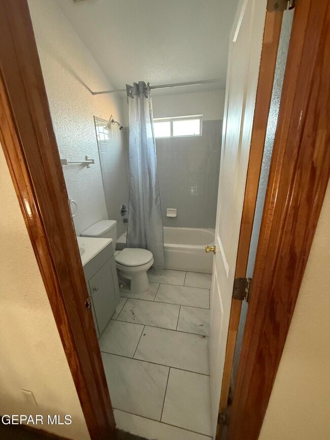 Building Photo - 12157 Chato Villa Dr