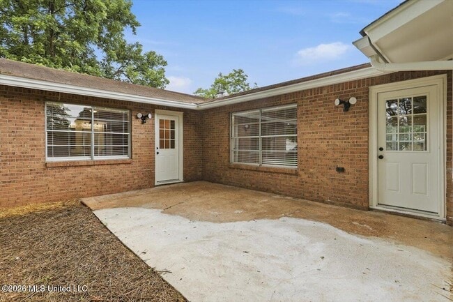 Building Photo - 3626 Wilcox Dr