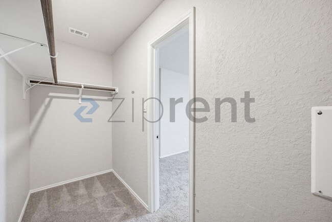 Building Photo - 2781 Rosefinch