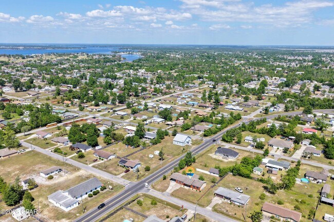 Building Photo - 1401 Mississippi Ave