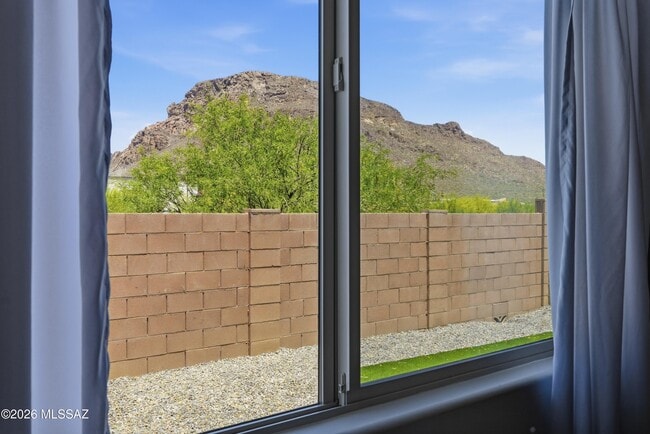 Building Photo - 4220 S Macy Cir