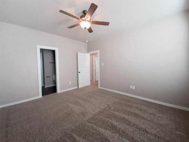 Building Photo - 25540 Starling Ln